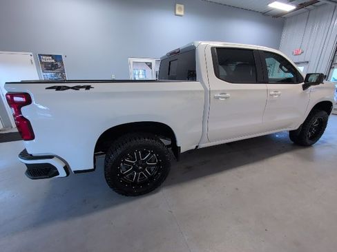 New 2026 Chevrolet Silverado 1500 RST w/ Dark Appearance Package image 7