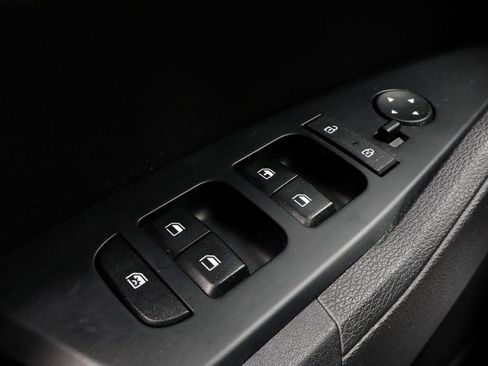 Used 2023 Kia Sportage LX AWD/4WD image 26
