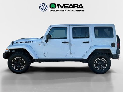 Used 2017 Jeep Wrangler Unlimited Rubicon image 2
