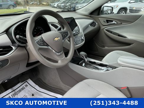 Used 2023 Chevrolet Malibu LT image 20