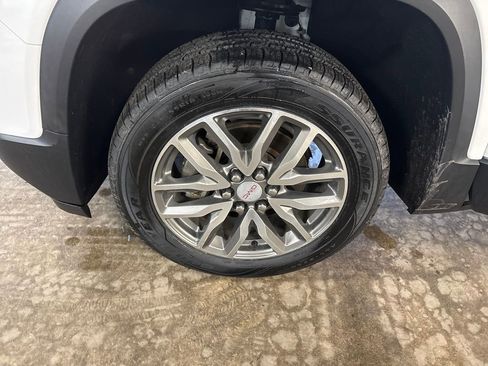 Used 2019 GMC Acadia SLE w/ Driver Alert Package I FWD image 11