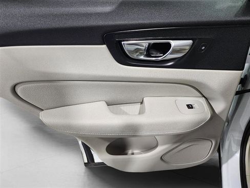 Used 2018 Volvo XC60 T6 Inscription image 27