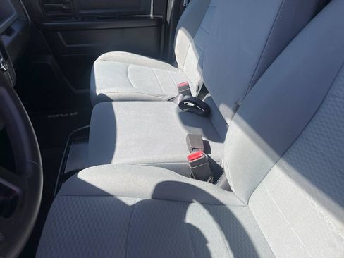 Used 2015 RAM 1500 Express AWD/4WD image 25