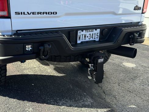 Certified 2025 Chevrolet Silverado 2500 ZR2 w/ ZR2 Bison Edition image 10