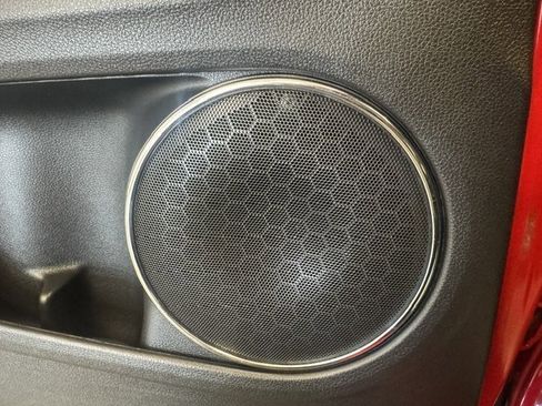 Used 2017 Honda HR-V EX image 32