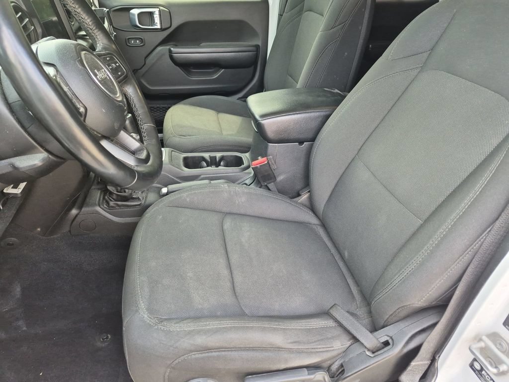 Used 2021 Jeep Gladiator Sport AWD/4WD image 16