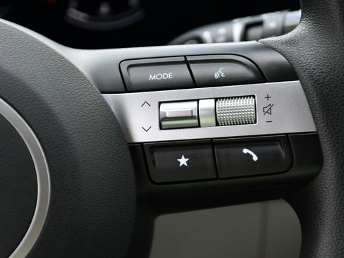 Used 2025 Hyundai Tucson SEL image 11