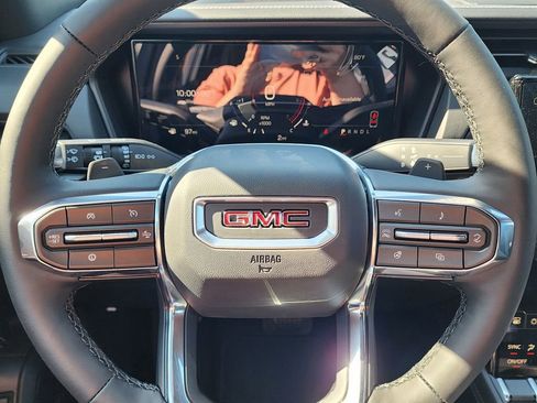 New 2026 GMC Terrain Elevation w/ Elevation Premium Package FWD image 18