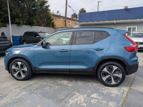 Certified 2023 Volvo XC40 B5 Plus w/ Protection Package Premier AWD/4WD image 6