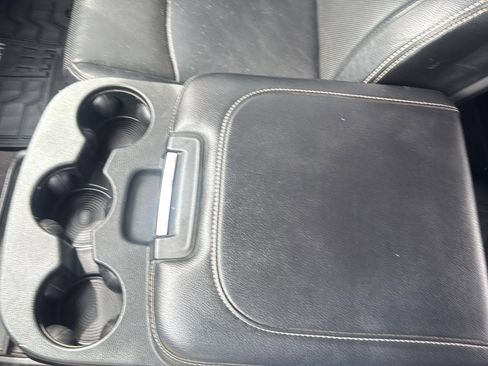 Used 2016 RAM 1500 Laramie w/ Convenience Group image 18