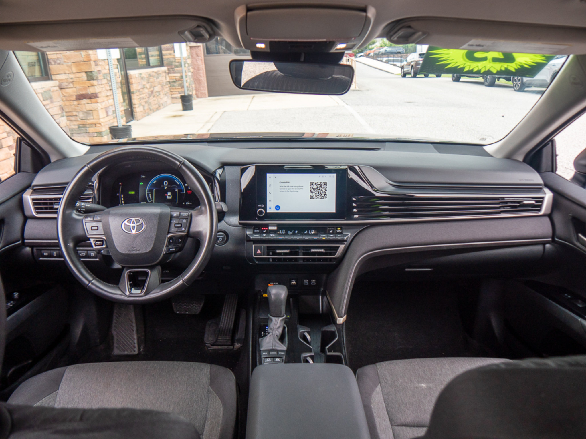 Used 2025 Toyota Camry LE w/ Convenience Package AWD/4WD image 13