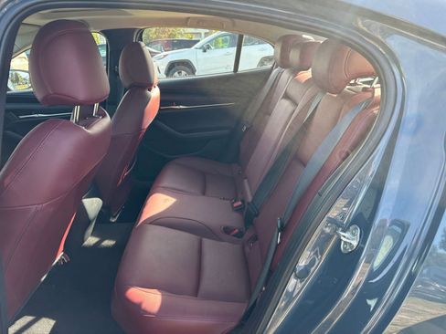 Used 2025 MAZDA MAZDA3 s image 25