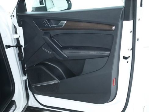 Used 2024 Audi Q5 2.0T Premium Plus image 24