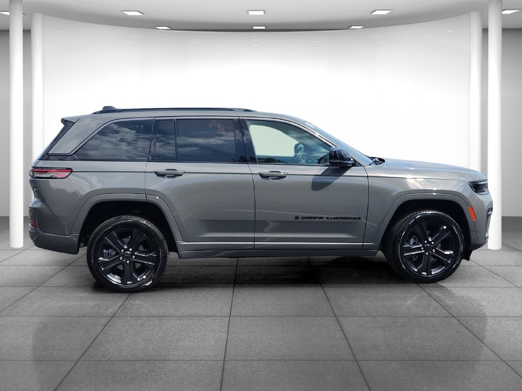 New 2027 Jeep Grand Cherokee Limited AWD/4WD image 8