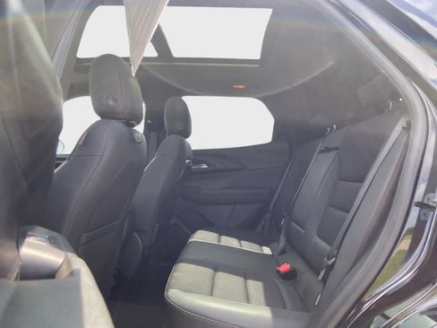 Used 2022 Chevrolet TrailBlazer RS w/ Sun and Liftgate Package AWD/4WD image 13