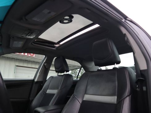 Used 2014 Toyota Camry SE w/ Leather Package FWD image 54