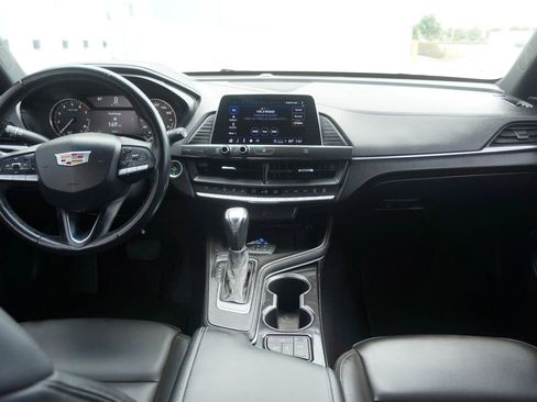 Used 2021 Cadillac CT4 Luxury image 32