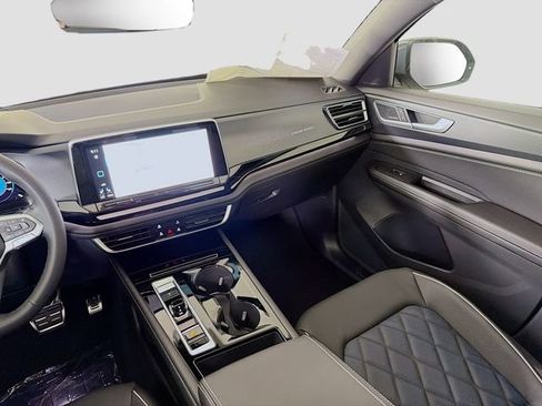 New 2026 Volkswagen Atlas Cross Sport SEL Premium R-Line AWD/4WD image 26