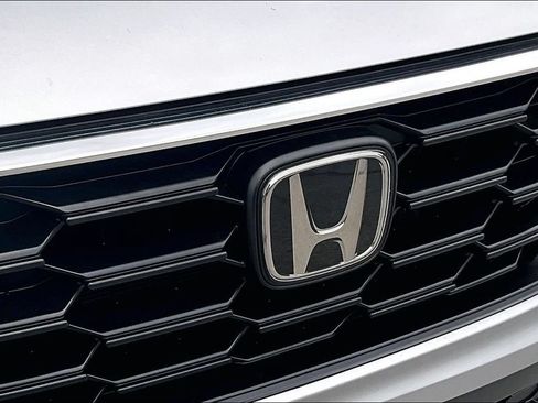 Certified 2023 Honda CR-V LX image 29