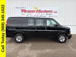 Used 2022 GMC Savana 2500 w/ Communications Package RWD video 1