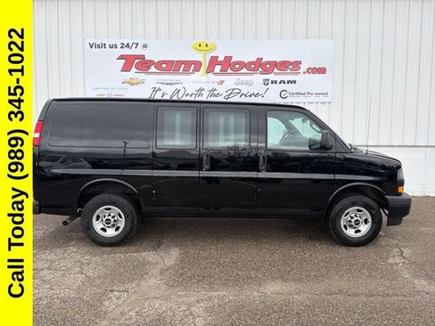 Used 2022 GMC Savana 2500 w/ Communications Package RWD image 1