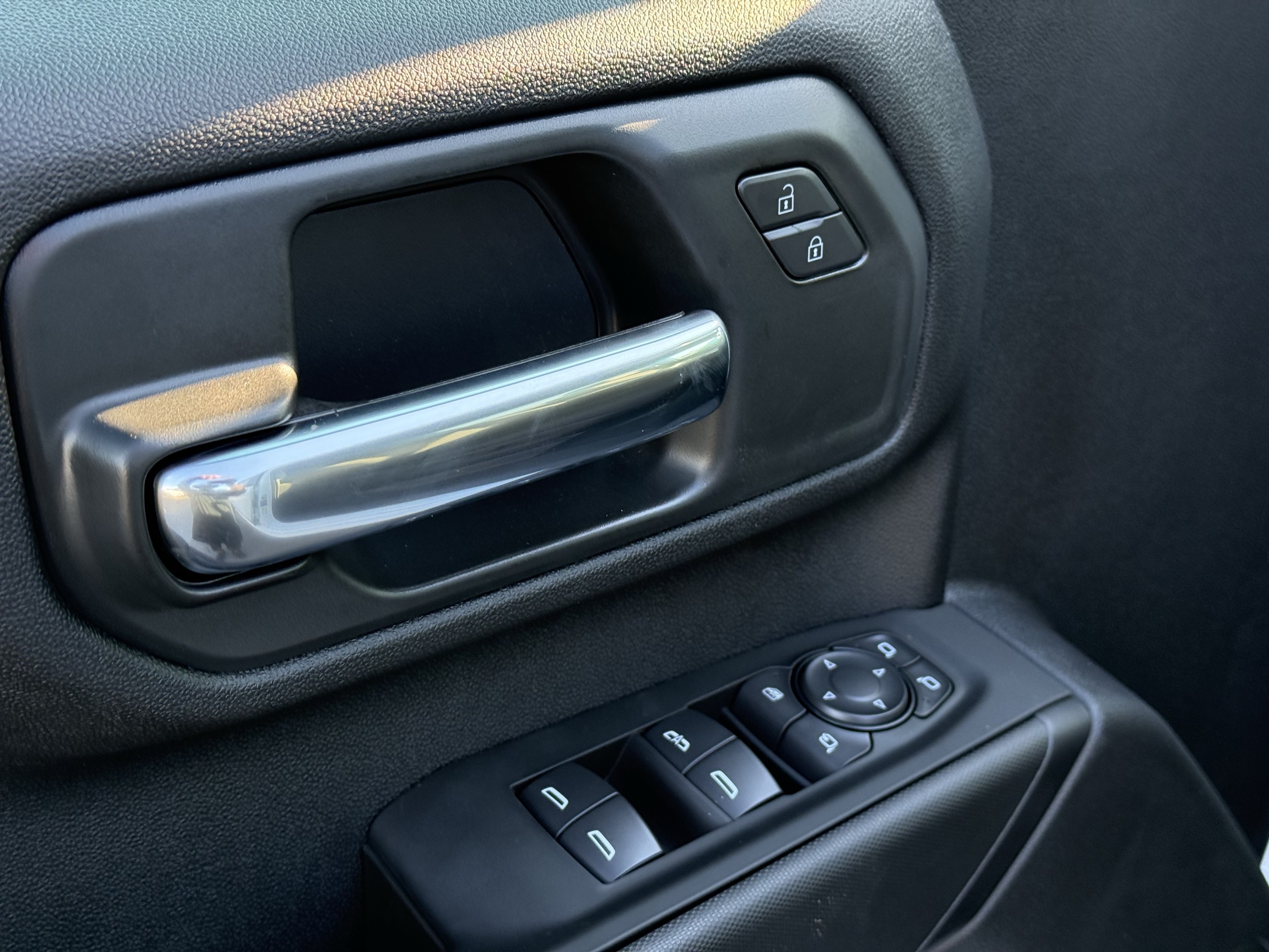 New 2026 Chevrolet Silverado 2500 Custom w/ Custom Convenience Package AWD/4WD image 15