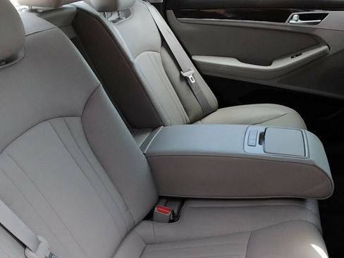 Used 2019 Genesis G80 3.8 AWD/4WD image 10