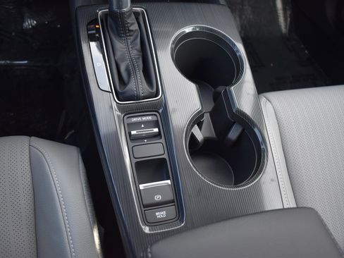 Used 2025 Honda Civic Sport Touring image 9