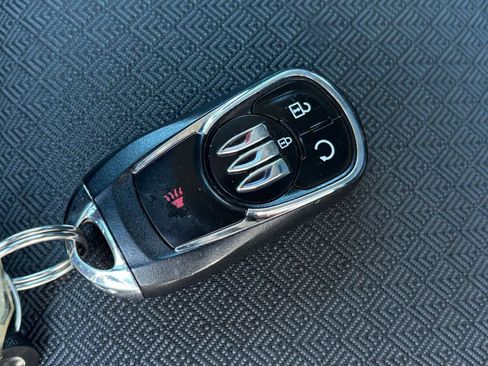 Used 2025 Buick Encore GX Preferred image 30