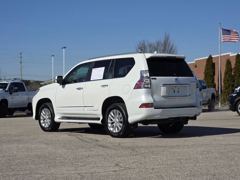 Used 2015 Lexus GX 460 image 5