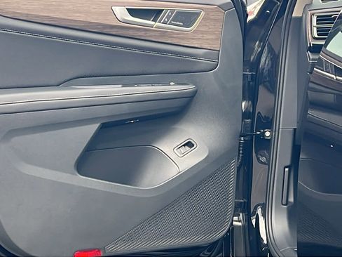 New 2026 Volkswagen Atlas SEL Premium R-Line image 23