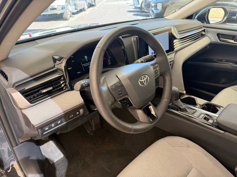 Used 2025 Toyota Camry LE w/ Convenience Package AWD/4WD image 25