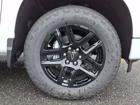 New 2026 Chevrolet Silverado 1500 Custom w/ Turbomax Blackout Package AWD/4WD image 5
