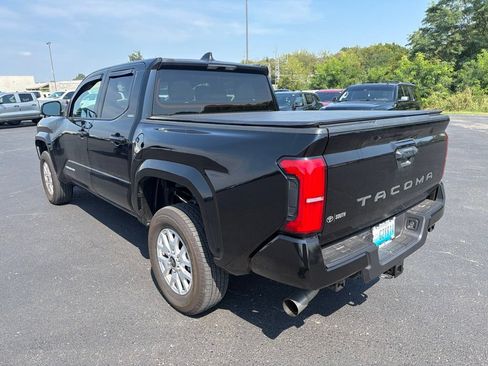 Used 2026 Toyota Tacoma SR5 RWD image 4