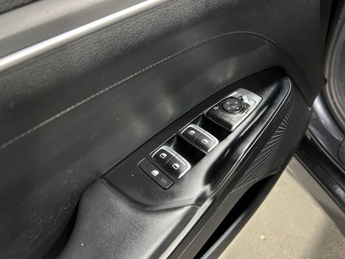 Used 2022 Kia K5 LXS image 19