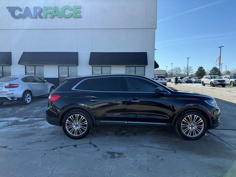 Used 2016 Lincoln MKX Reserve w/ Climate Package image 18