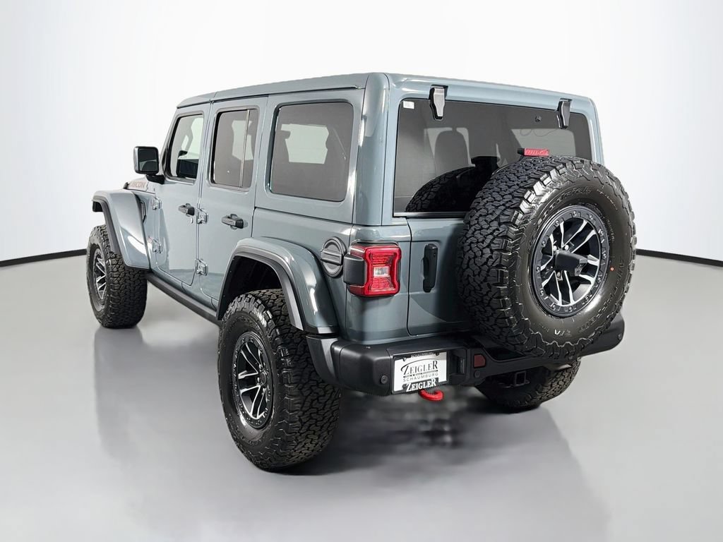 Used 2025 Jeep Wrangler Unlimited Rubicon AWD/4WD image 5