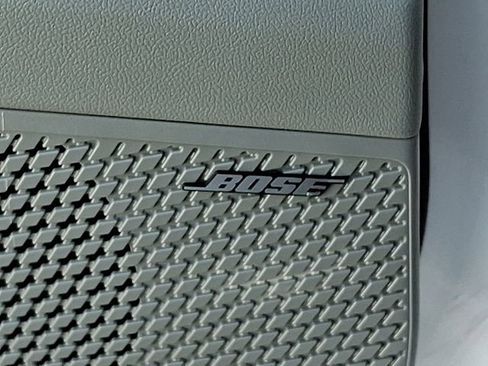 Used 2024 Hyundai Elantra Limited image 33