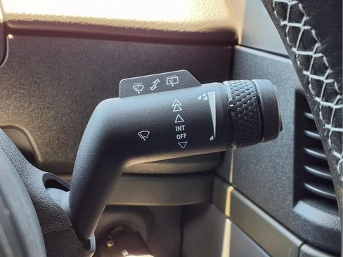 Used 2025 INEOS Grenadier AWD/4WD image 25
