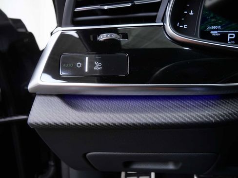 Used 2025 Audi RS Q8 performance AWD/4WD image 31