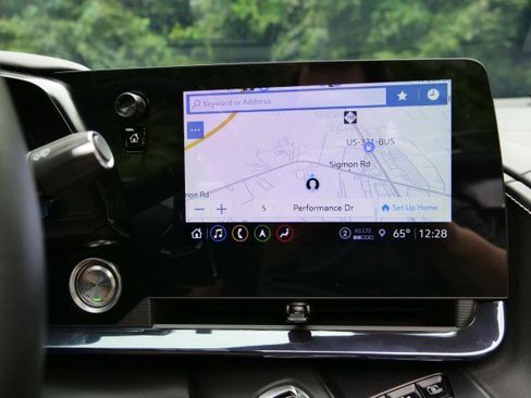 Used 2023 Chevrolet Corvette Convertible 3LT / Z51 Performa w/ Z51 Performance Package image 13