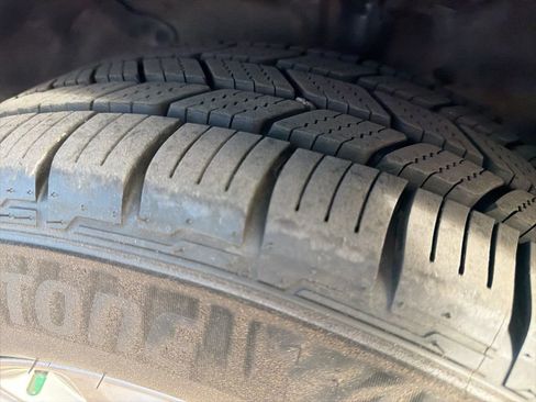 Used 2024 Honda CR-V EX-L image 25