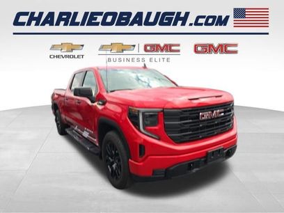 New 2024 GMC Sierra 1500 Pro w/ Graphite Edition