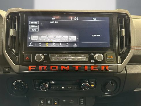 Used 2026 Nissan Frontier PRO-4X w/ Pro-4x Convenience Package AWD/4WD image 19