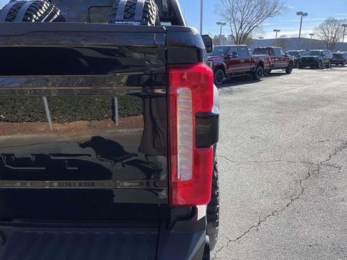 New 2025 Ford F250 Lariat w/ Lariat Ultimate Package AWD/4WD image 37