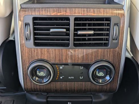 Used 2022 Land Rover Range Rover Sport HSE Silver Edition image 25