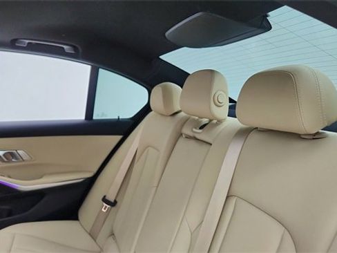 Used 2021 BMW 330i Sedan image 29