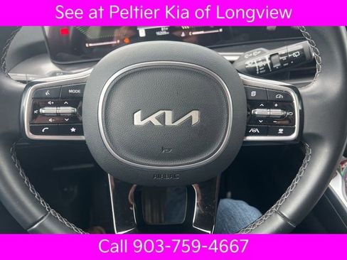 Certified 2025 Kia Sorento S w/ Panoramic Sunroof Package FWD image 8