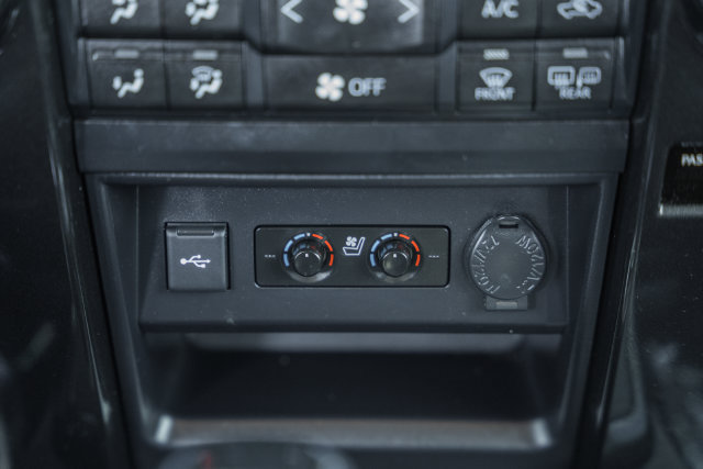 Used 2020 Toyota 4Runner Nightshade AWD/4WD image 23