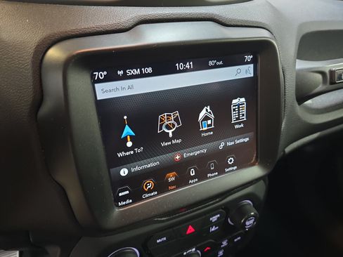 Used 2021 Jeep Renegade Latitude FWD image 19